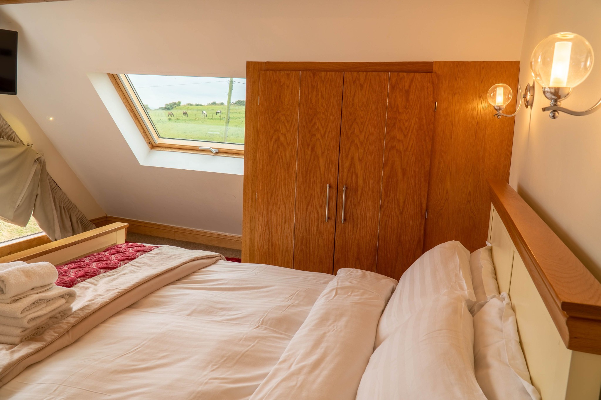 Daisy Cottage Ulverston Coast Road Fells & Dales Cottages