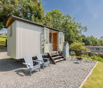 Percy Shepherd's Hut - High Borrans Lodges, Windermere