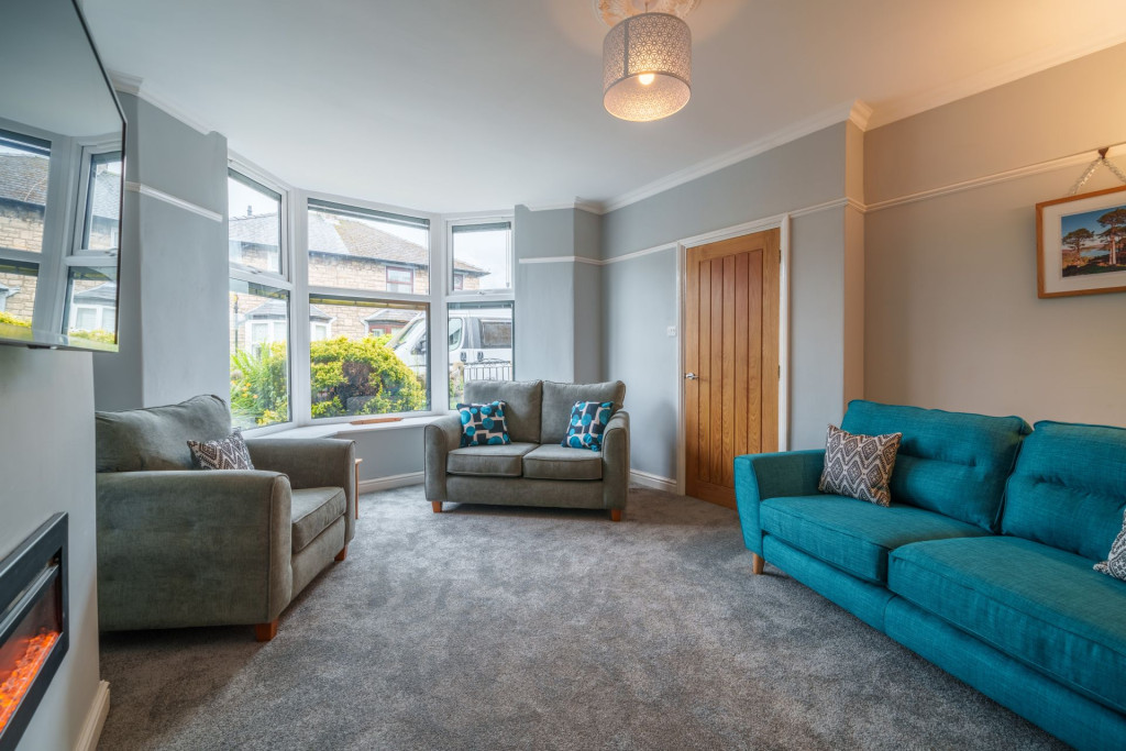Shoemaker's Cottage, Kendal - Living Room