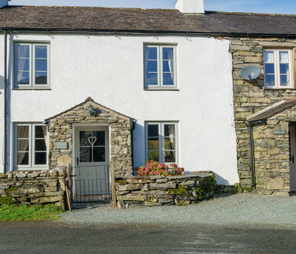 Riverside Cottage - Duddon Valley, Lake District - Herdwick Cottages